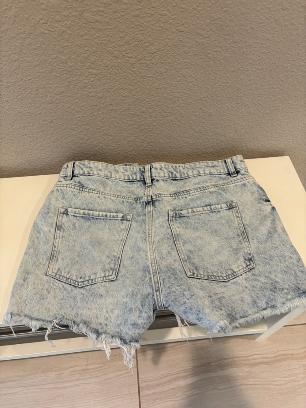 Garage Light Blue Acid-Wash Denim Cutoff Shorts Size 11/30